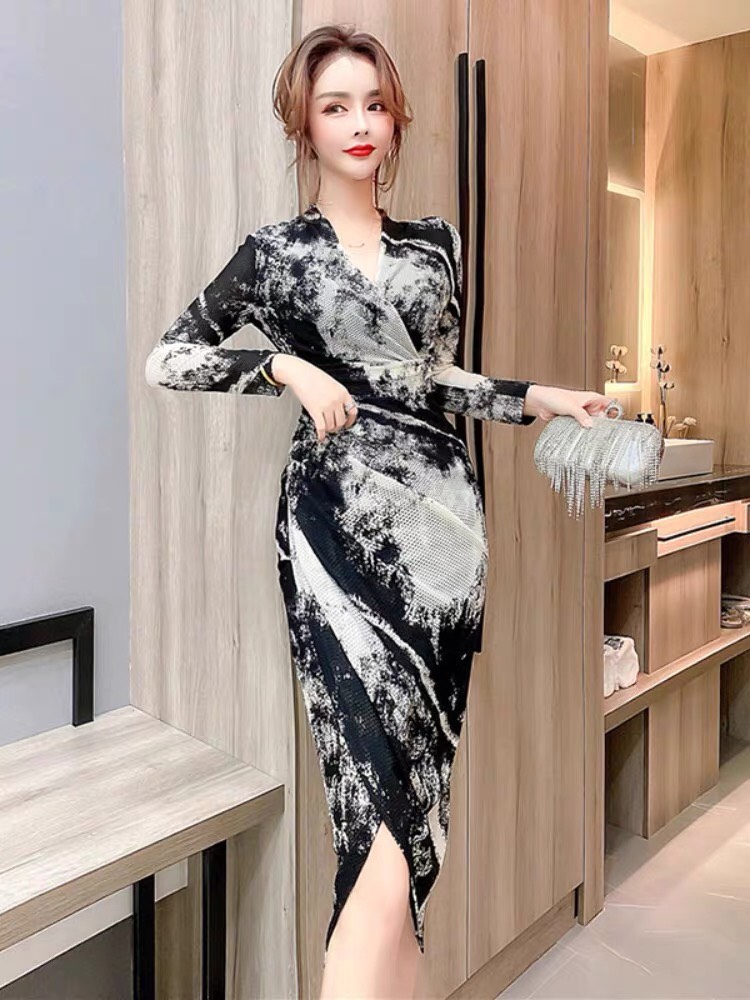 ĐẦM BODY THUN LƯỚI HỌA TIẾT RẰN RI D110